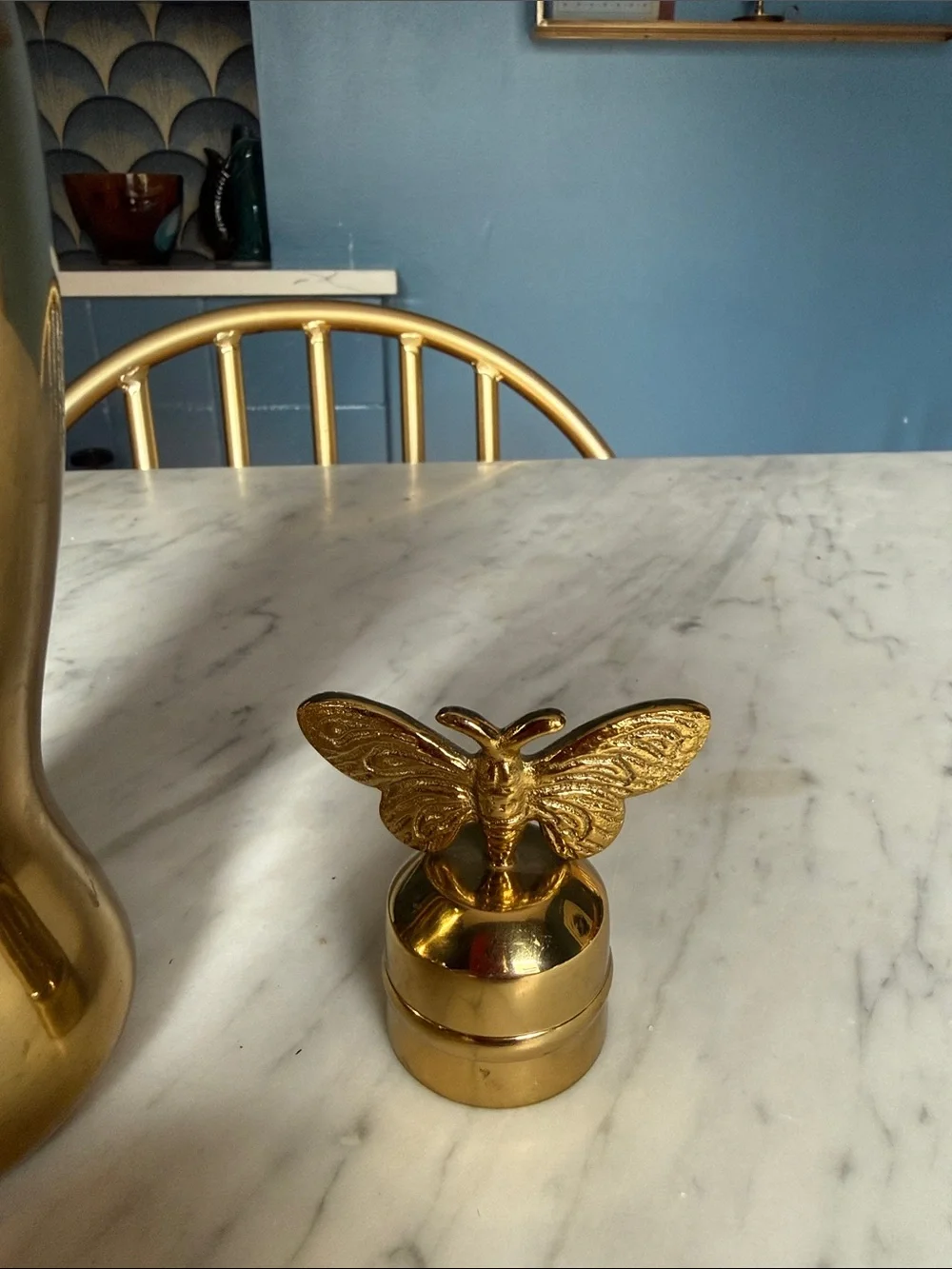 N/A stylish gold
